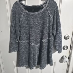 Calvin Klein Women's Black and White Performance Sweater Size 3X